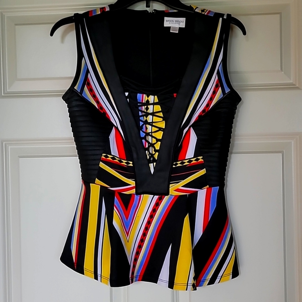Sz XS corset style top. Bisou Bisou. New.
